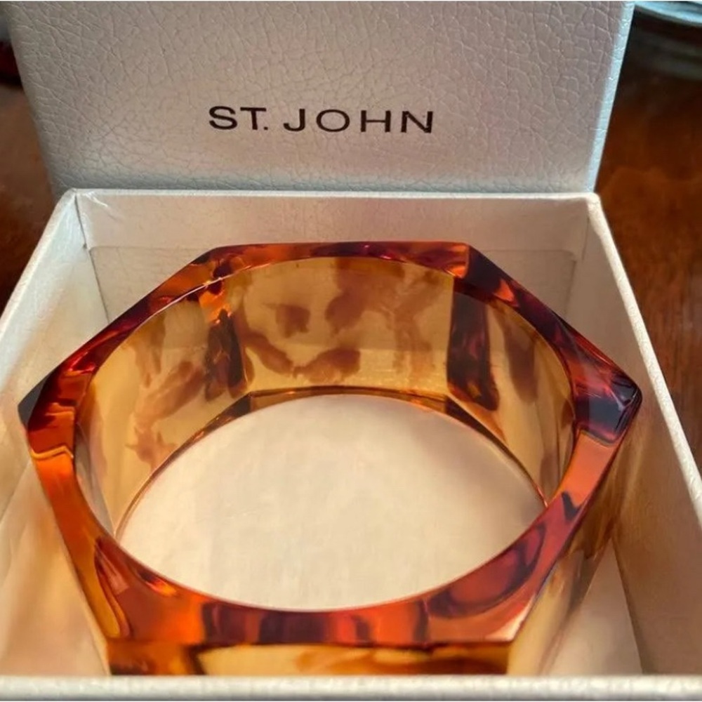 St. John Lucite Resin Hexagon Bracelet New!